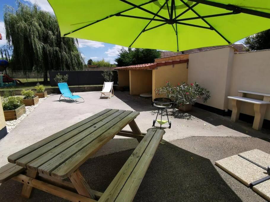 La Mirabella, Studio Avec Sauna Mirebeau-sur-Beze Extérieur photo